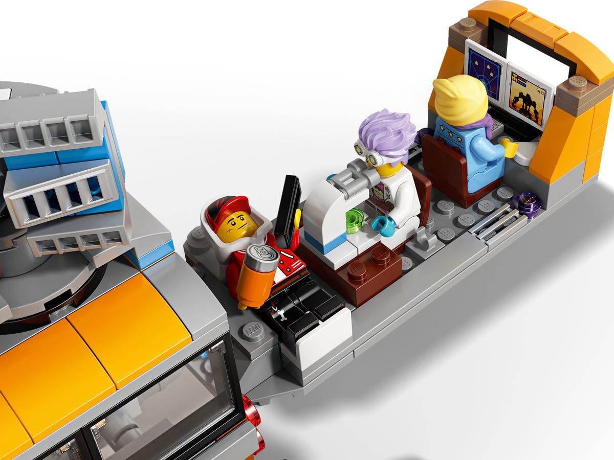 Конструктор LEGO Hidden Side 70423 Автобус охотников за паранормальными явлениями 3000 - фото 4